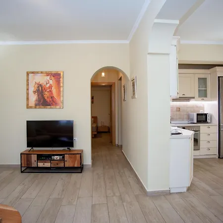 Night Flower شقة أرغوستولي