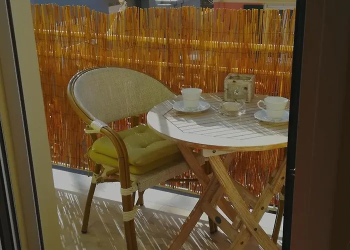 Night Flower 아파트 아르고스톨리온